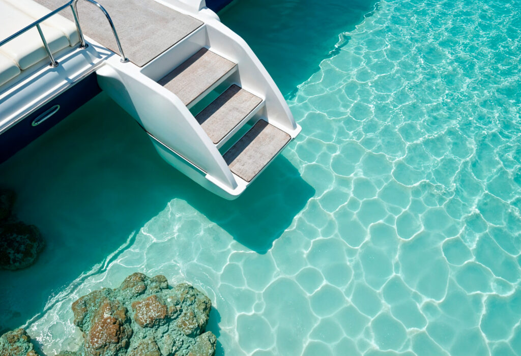 catamaran cruise Heraklion with easy sea access and calm turquoise waters near Dia Island