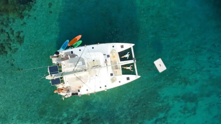 Boat trips from Heraklion Crete on a calm Lagoon 500 catamaran from Cyma Sails